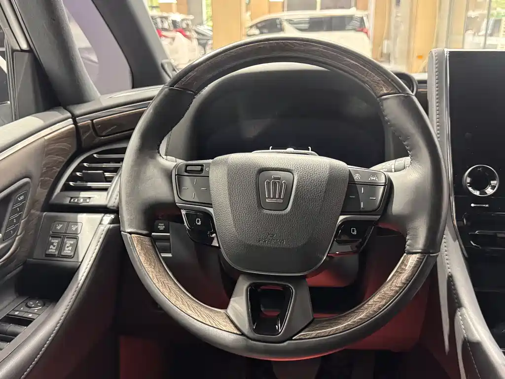 Toyota Vellfire 2024 — фото 20