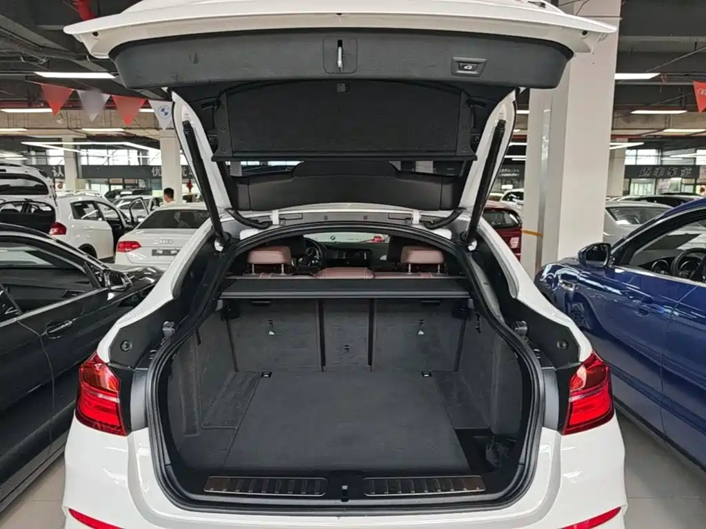 BMW X4 2017 — фото 19