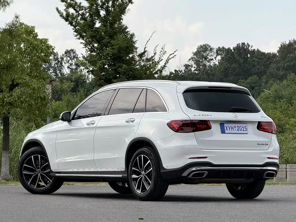 Mercedes-Benz GLC 2020 — фото 17