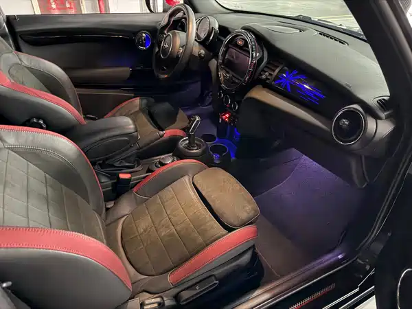 MINI JCW 2018