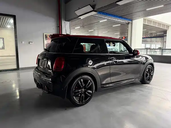 MINI JCW 2018