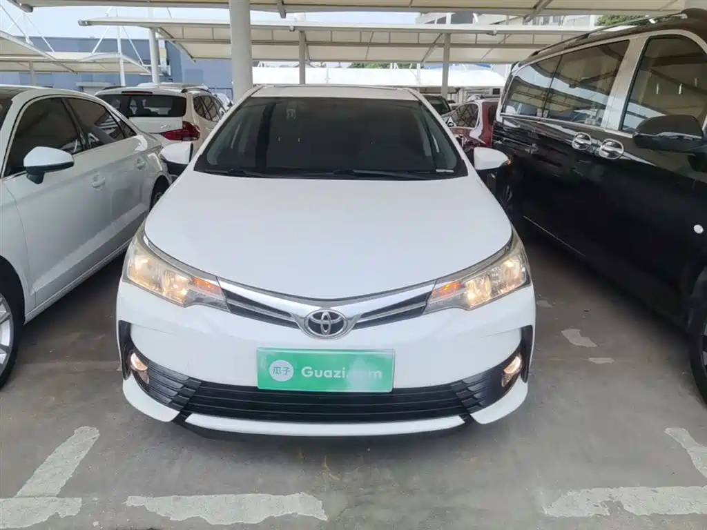 Toyota Corolla 2017 — фото 3