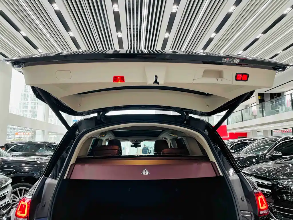 Mercedes-Benz GLS 2023 — фото 28