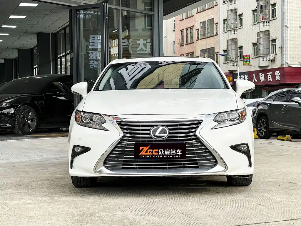 Lexus ES 2017 — фото 2