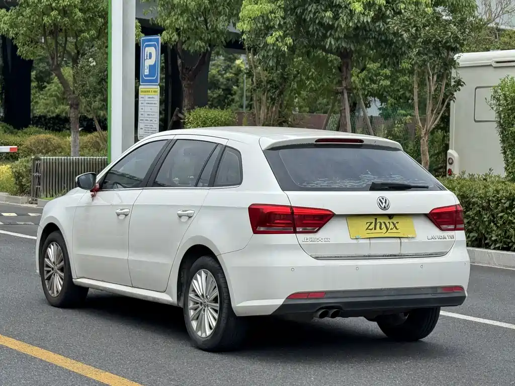Volkswagen Gran Lavida 2015