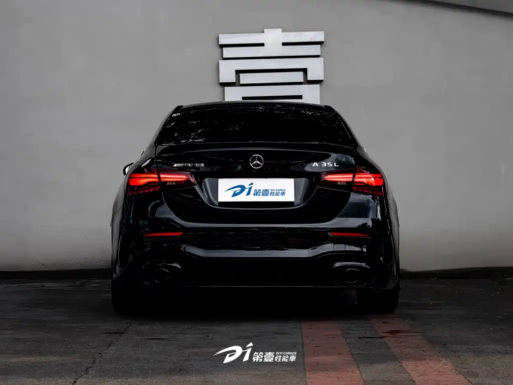 Mercedes-Benz A-Class AMG 2025 — фото 5
