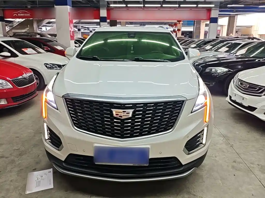 Cadillac XT5 2020 — фото 3