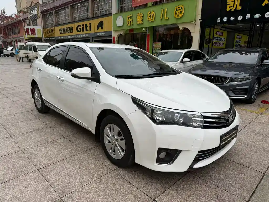 Toyota Corolla 2015