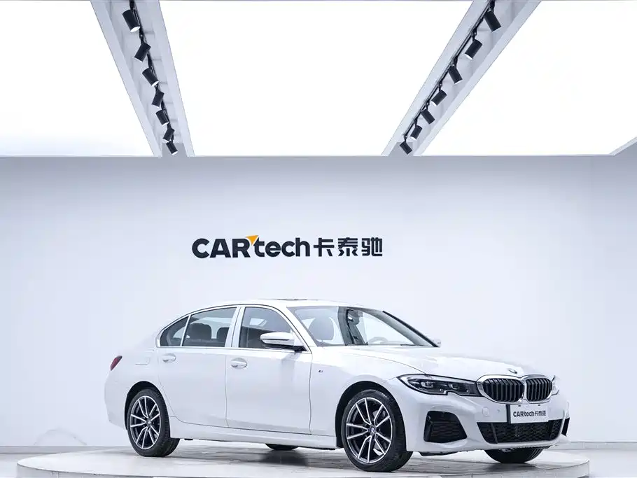 BMW 3 Series 2021 — фото 14