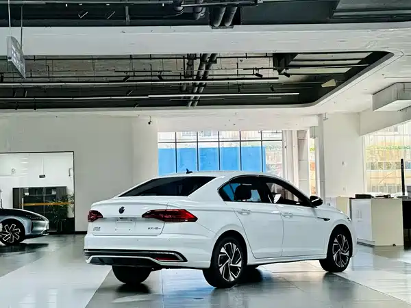 Volkswagen Bora 2024
