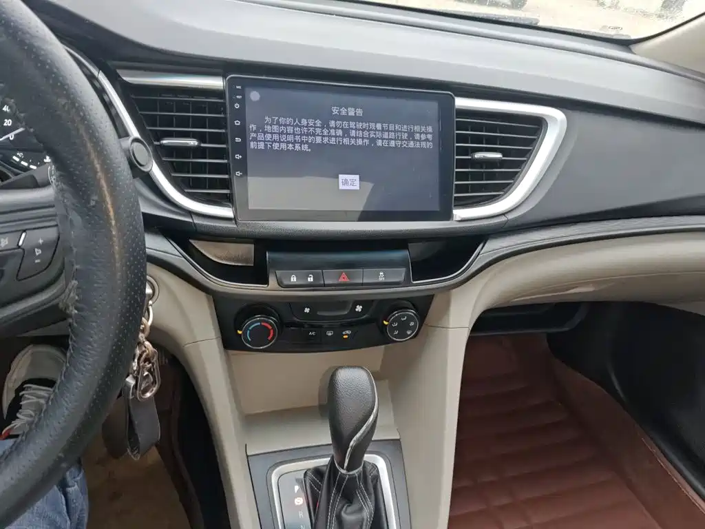 Buick Excelle 2017 — фото 13