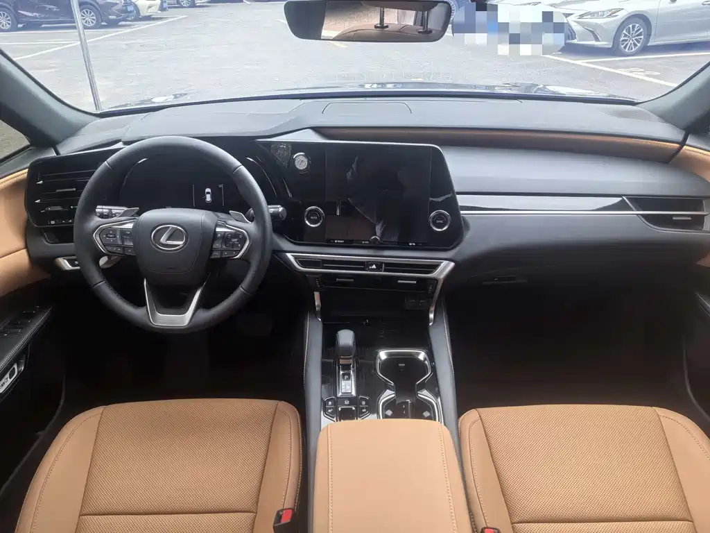 Lexus RX 2025 — фото 10