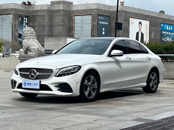 Mercedes-Benz C-Class 2020