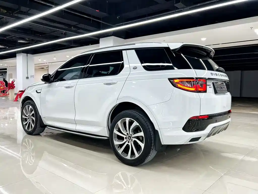 Land Rover Discovery Sport 2022 — фото 4