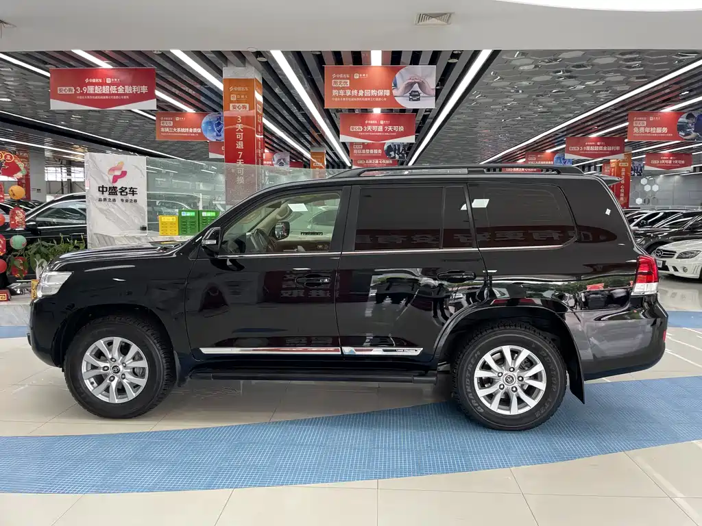 Toyota Land Cruiser 2016 — фото 37