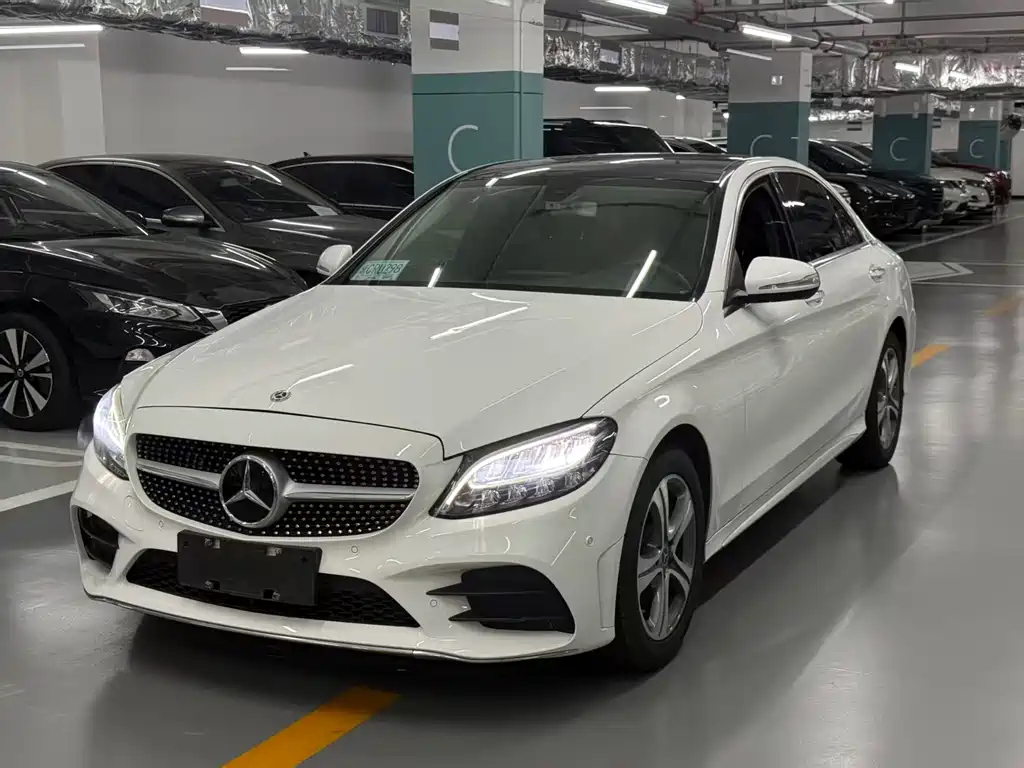 Mercedes-Benz C-Class 2019 — фото 1