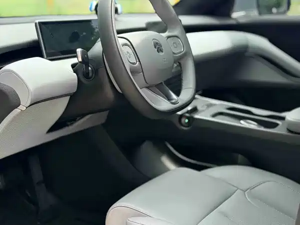 NIO ET5T 2024