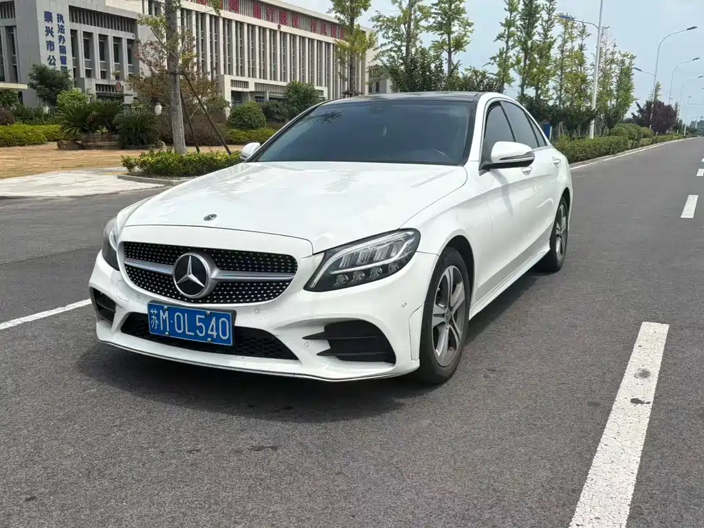Mercedes-Benz C-Class 2021