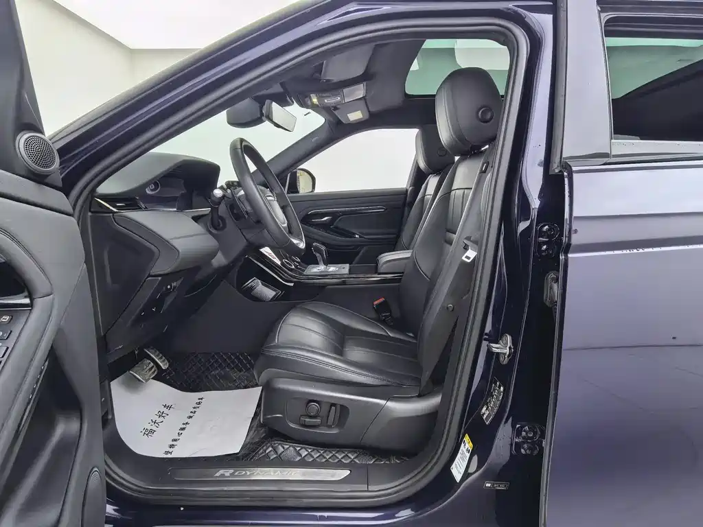 Land Rover Range Rover Evoque 2021 — фото 16