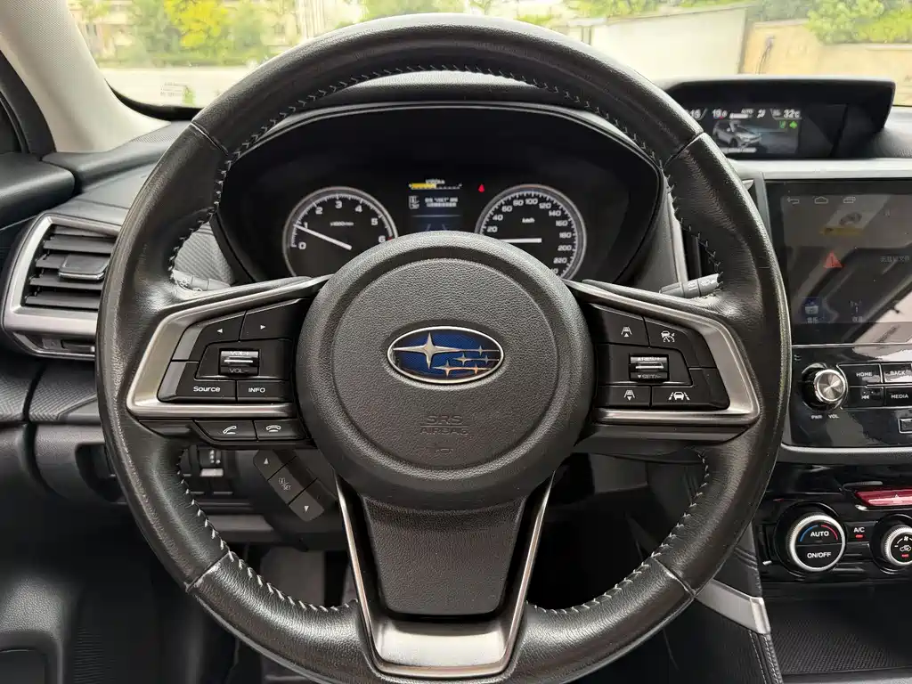 Subaru Forester 2019 — фото 11