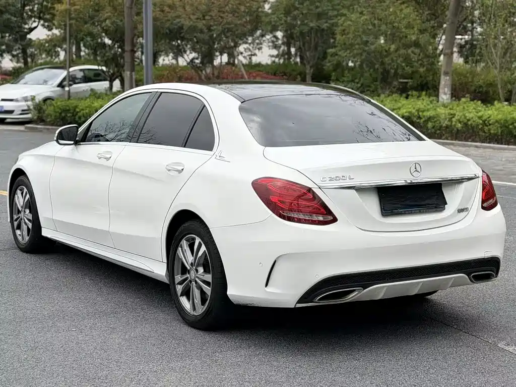 Mercedes-Benz C-Class 2017 — фото 9