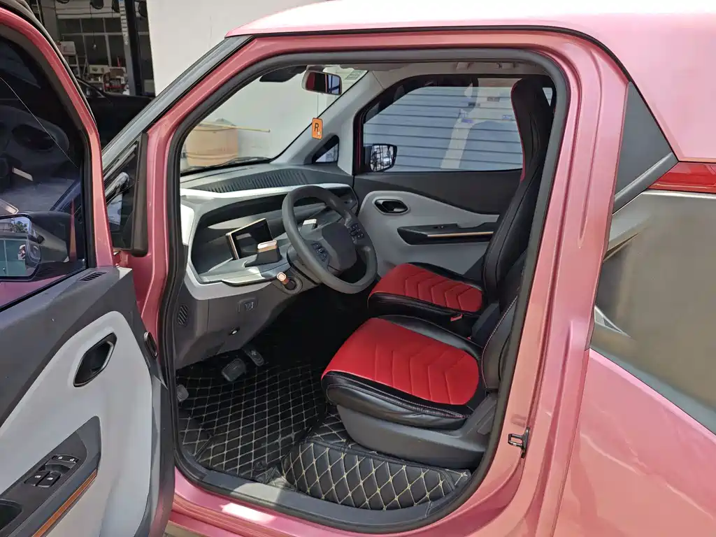 Baojun E200 2019