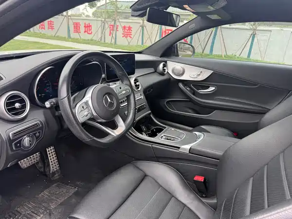 Mercedes-Benz C-Class 2020