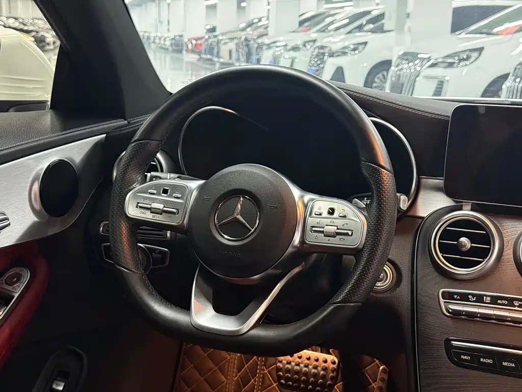 Mercedes-Benz C-Class 2020 — фото 12