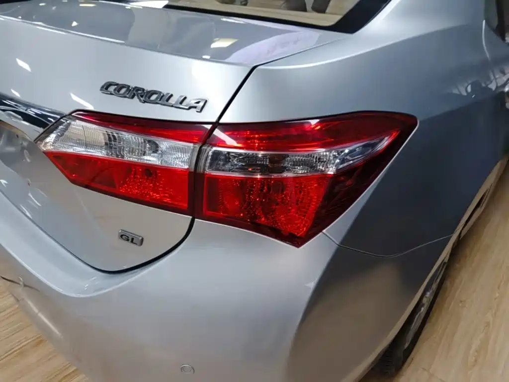 Toyota Corolla 2015 — фото 8