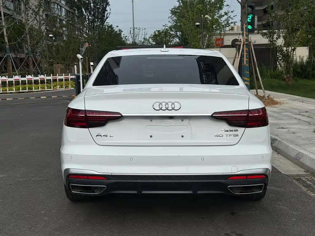 Audi A4L 2024