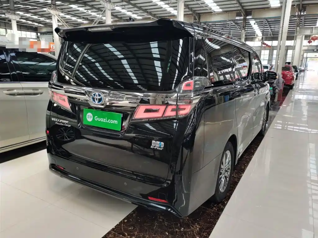 Toyota Vellfire 2021 — фото 5