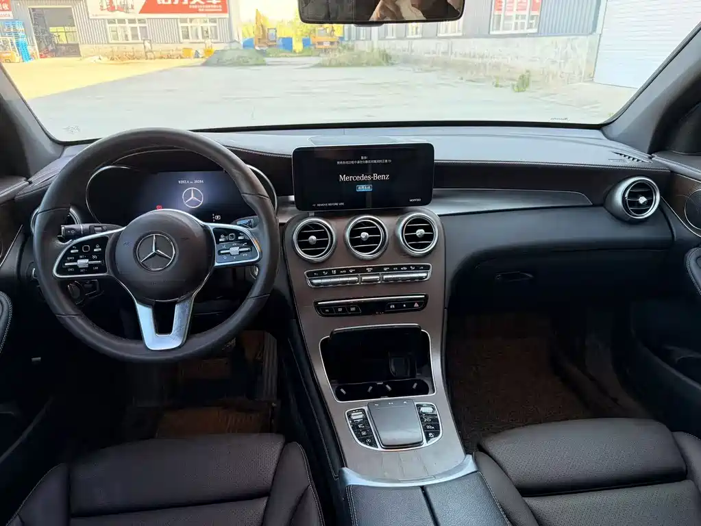 Mercedes-Benz GLC 2022 — фото 11