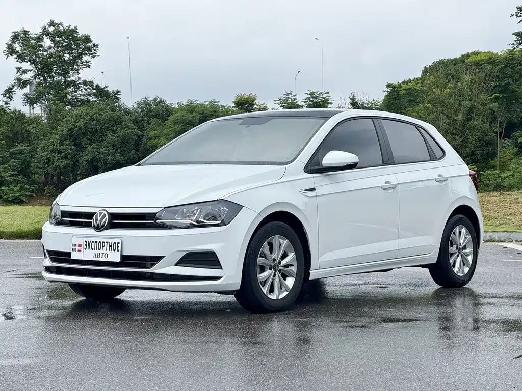 Volkswagen Polo 2023 — фото 1