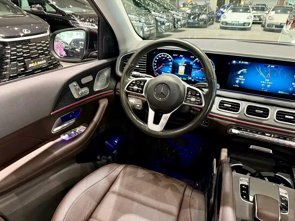 Mercedes-Benz GLE 2020 — фото 8