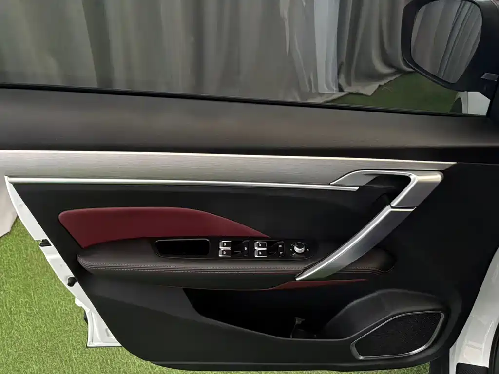 Geely Binyue 2023