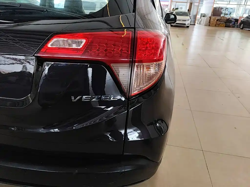 Honda Vezel 2017 — фото 8