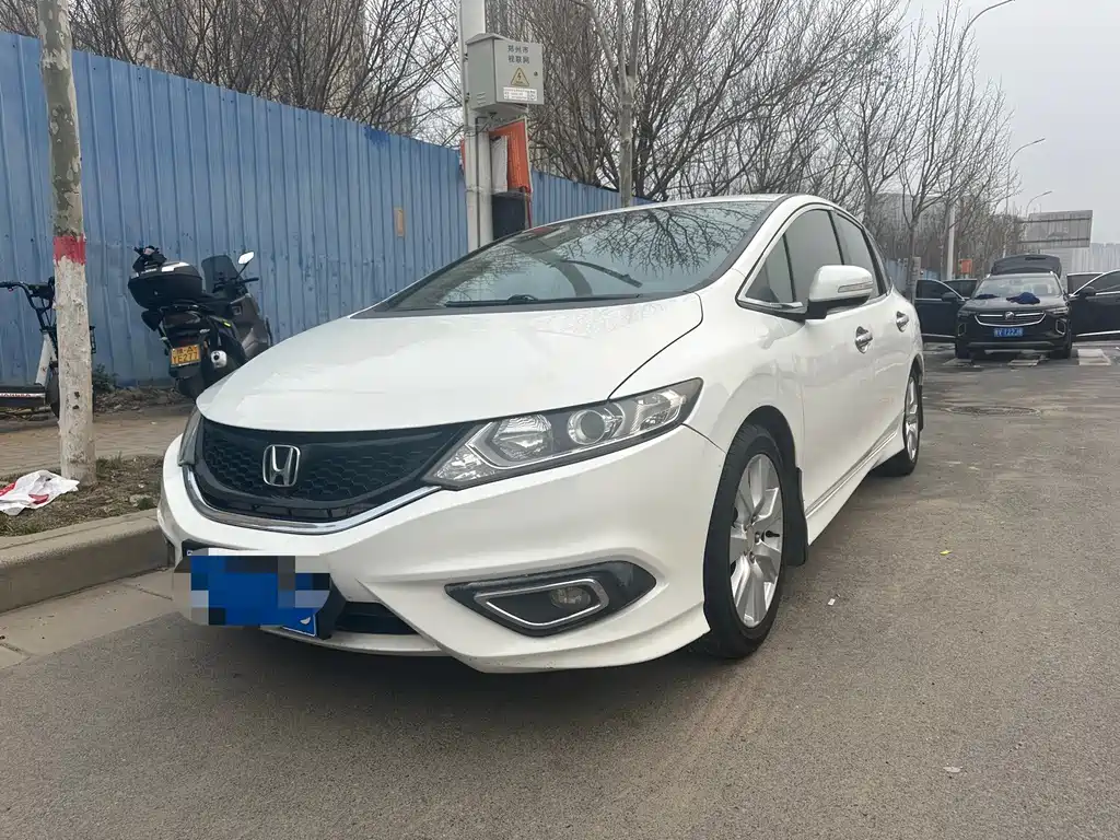 Honda Jade 2014 — фото 1