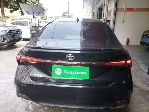 Toyota Avalon 2023