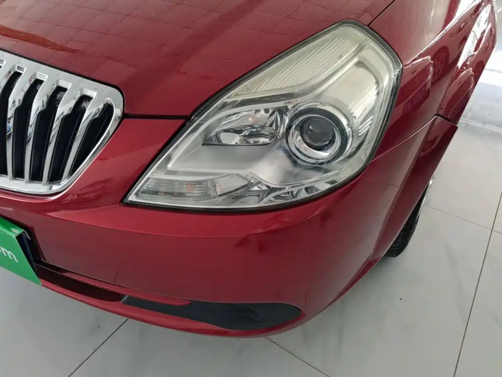 Buick Excelle 2015 — фото 24