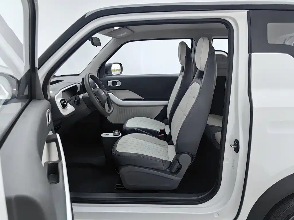 Geely Galaxy Panda 2025 — фото 10