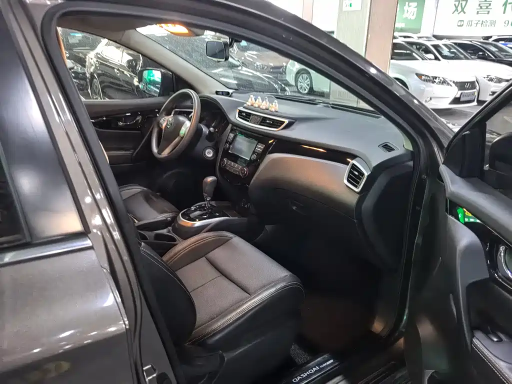 Nissan Qashqai 2018 — фото 11