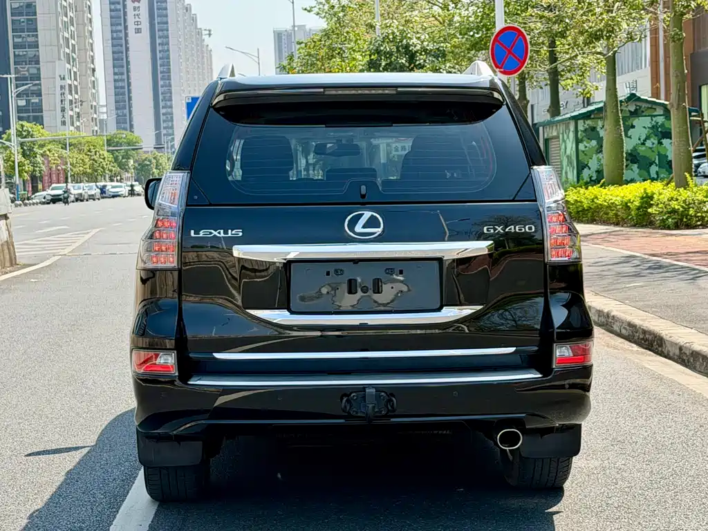 Lexus GX 2019 — фото 4