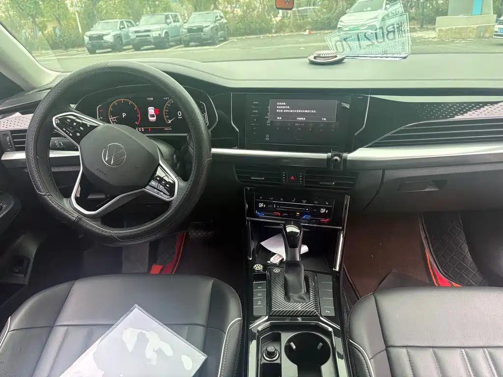 Volkswagen Passat 2023
