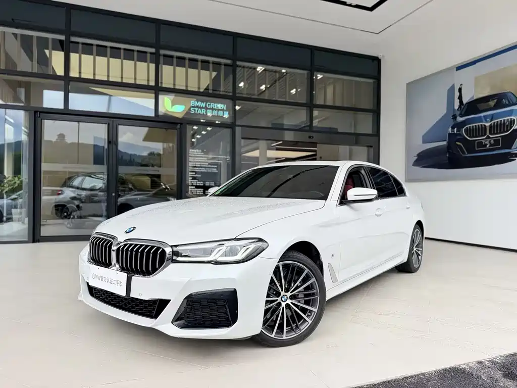BMW 5 Series 2023 — фото 1