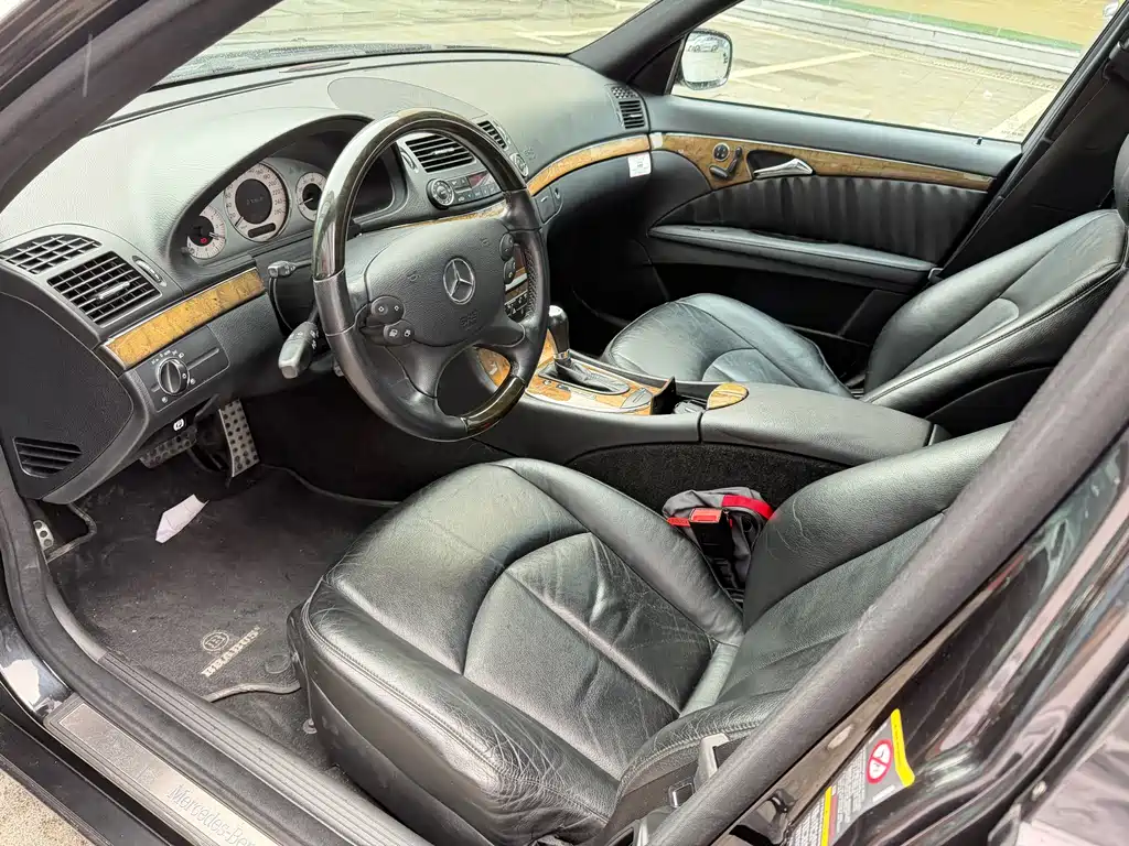Mercedes-Benz E-Class 2009