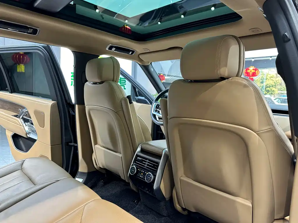 Land Rover Range Rover 2024 — фото 15