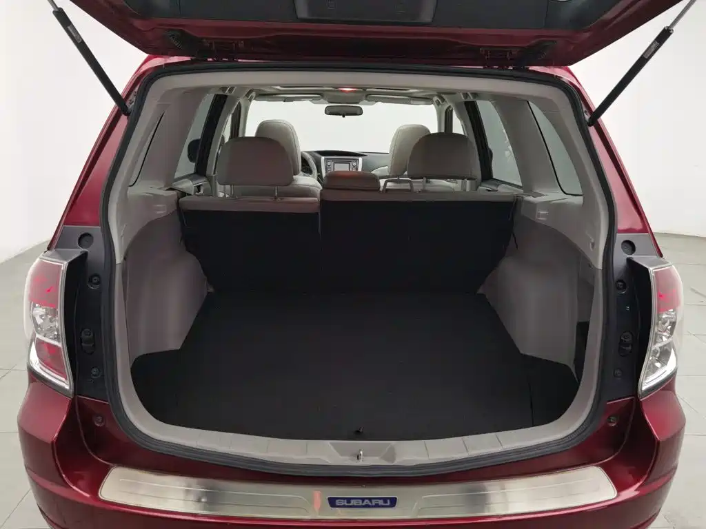 Subaru Forester 2012 — фото 16