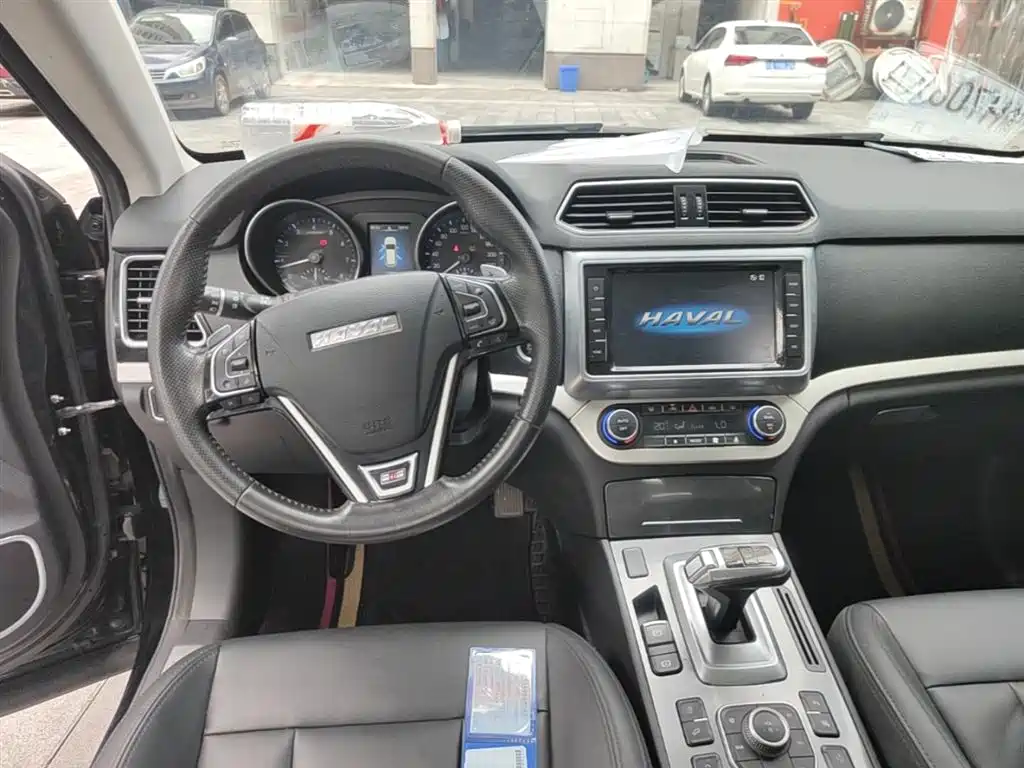 Haval H6 Coupe 2017 — фото 10