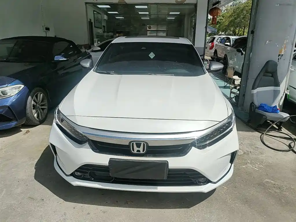 Honda Inspire 2022 — фото 3