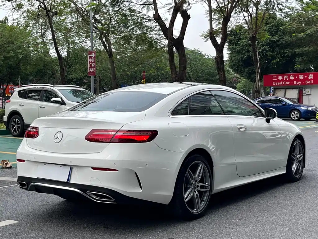 Mercedes-Benz E-Class 2018 — фото 7